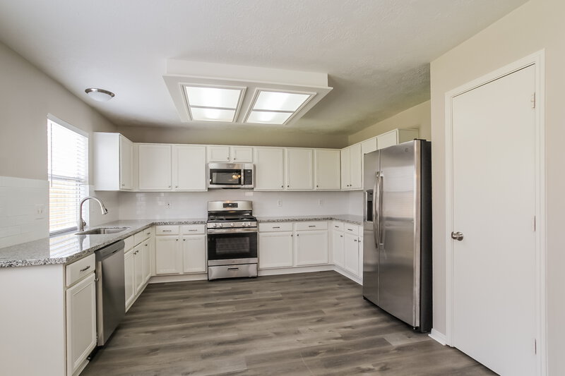 2,415/Mo, 31518 Kingston Village Dr Spring, TX 77386 Kitchen View
