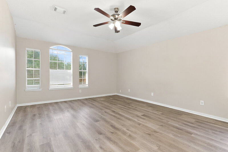 2,000/Mo, 31518 Kingston Village Dr Spring, TX 77386 Primary Bedroom View