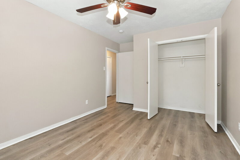 2,000/Mo, 31518 Kingston Village Dr Spring, TX 77386 Bedroom View