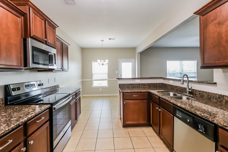 2,275/Mo, 2122 Beach Bluff Rd Rosenberg, TX 77469 Kitchen View 2