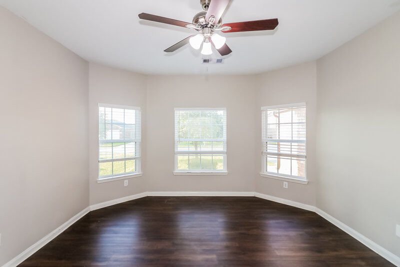 2,275/Mo, 2122 Beach Bluff Rd Rosenberg, TX 77469 Main Bedroom View