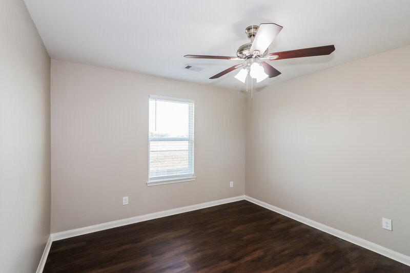 2,275/Mo, 2122 Beach Bluff Rd Rosenberg, TX 77469 Bedroom View 2