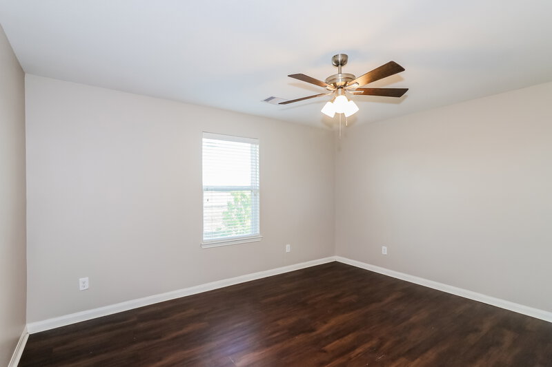 2,275/Mo, 2122 Beach Bluff Rd Rosenberg, TX 77469 Bedroom View 3