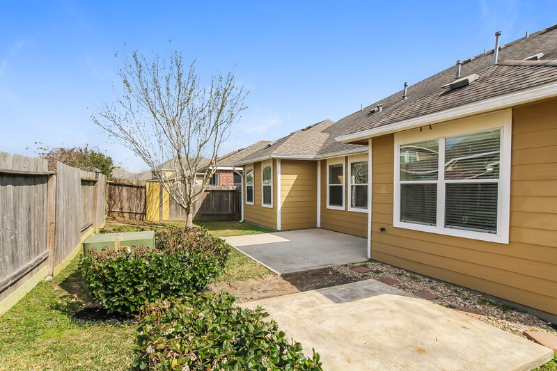 2,700/Mo, 21503 Mandarin Glen Cir Spring, TX 77388 Rear View 2