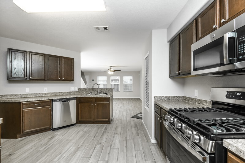 2,990/Mo, 16747 N Bob White Dr Conroe, TX 77385 Kitchen View