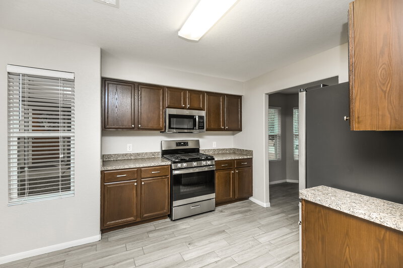 2,990/Mo, 16747 N Bob White Dr Conroe, TX 77385 Kitchen View 2