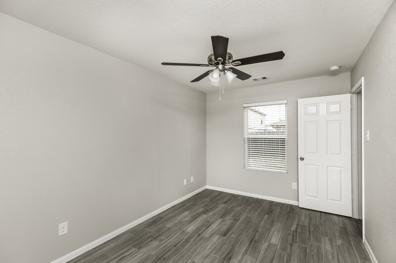 2,990/Mo, 16747 N Bob White Dr Conroe, TX 77385 Bedroom View 3