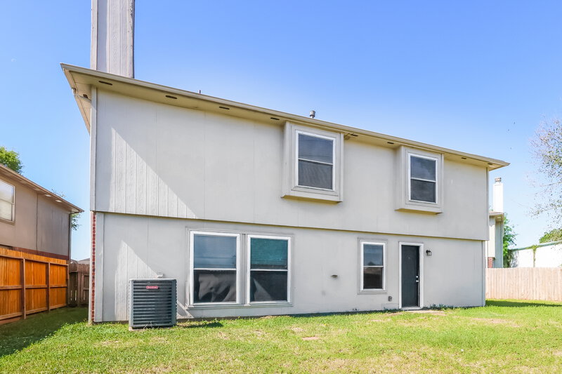 2,095/Mo, 29226 Spring Mist Dr Spring, TX 77386 Rear View