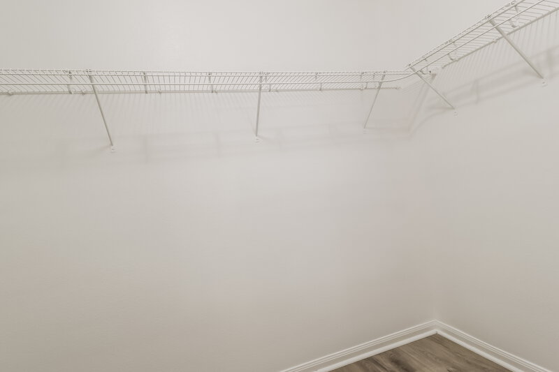 1,995/Mo, 12019 Fairquarter Ln Pinehurst, TX 77362 Walk In Closet View