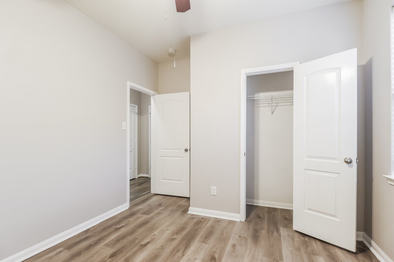 1,995/Mo, 12019 Fairquarter Ln Pinehurst, TX 77362 Bedroom View