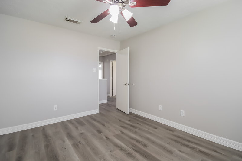 2,345/Mo, 9918 Revelstoke Dr Houston, TX 77086 Main Bedroom View