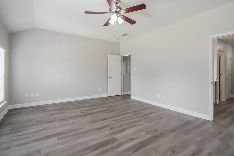 2,345/Mo, 9918 Revelstoke Dr Houston, TX 77086 Bedroom View 3