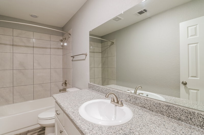 1,930/Mo, 23331 Sandpiper Trail Spring, TX 77373 Bathroom View 2