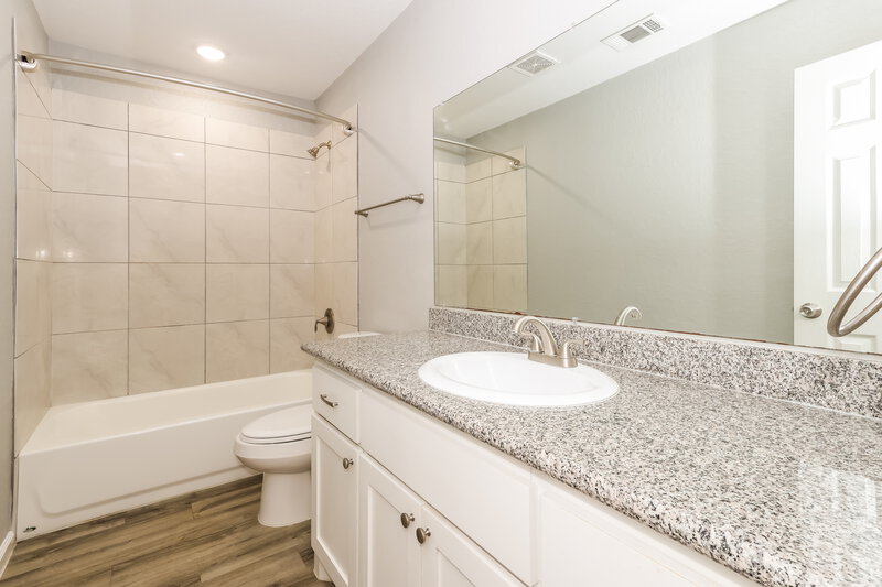 1,910/Mo, 23331 Sandpiper Trail Spring, TX 77373 Bathroom View