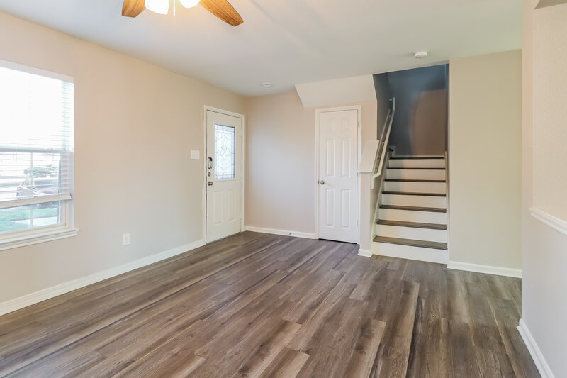 2,320/Mo, 7023 Falling Cherry Pl Houston, TX 77049 Living Room View 2