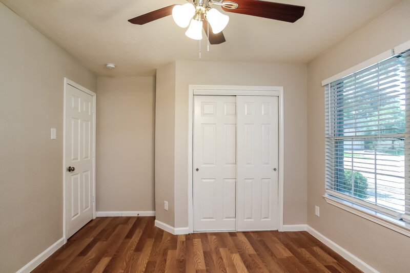2,030/Mo, 22810 E Fairfax Village Cir Spring, TX 77373 Bedroom View