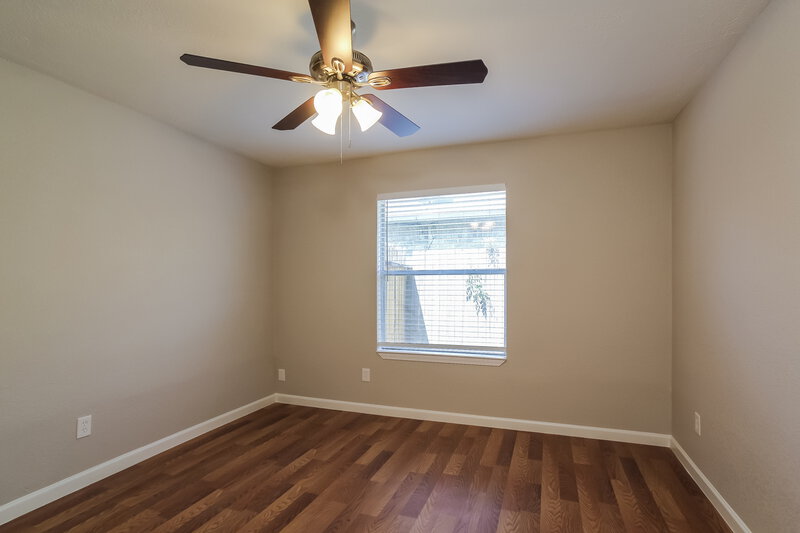 2,030/Mo, 22810 E Fairfax Village Cir Spring, TX 77373 Bedroom View 3