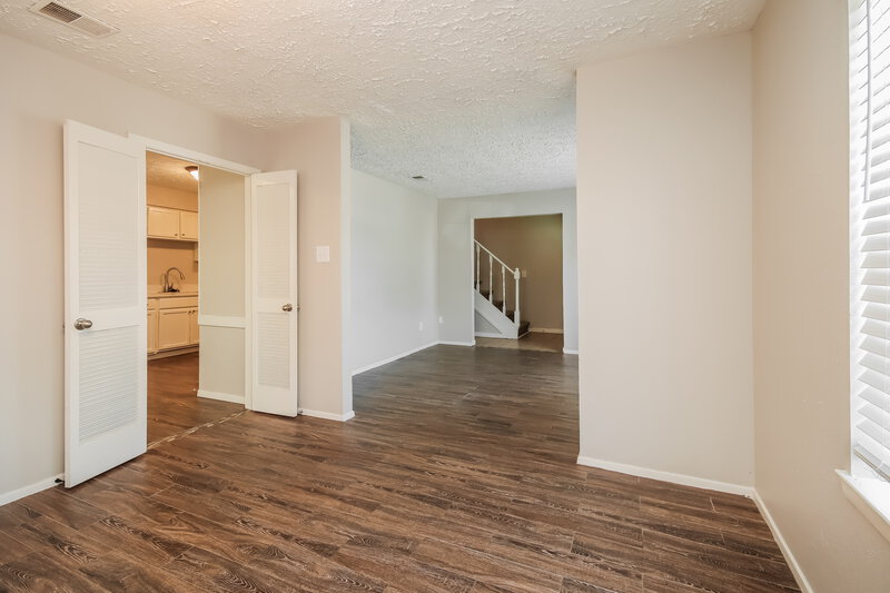 2,195/Mo, 3607 Macon Pl Ct Houston, TX 77082 Dining Room View