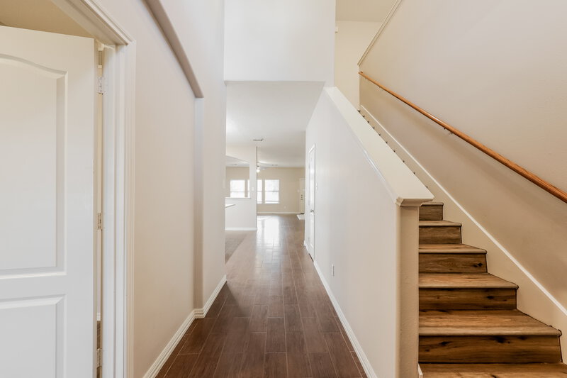 3,530/Mo, 20206 Glacier Falls Dr Tomball, TX 77375 Foyer View
