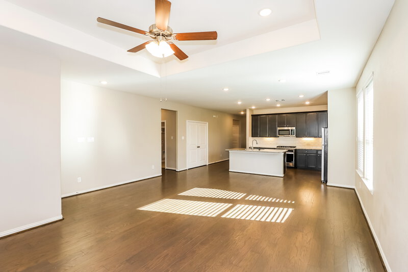 2,280/Mo, 31306 Mallet Cv Fulshear, TX 77441 Living Room View