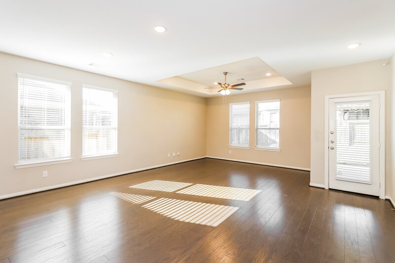 2,280/Mo, 31306 Mallet Cv Fulshear, TX 77441 Dining Room View 2
