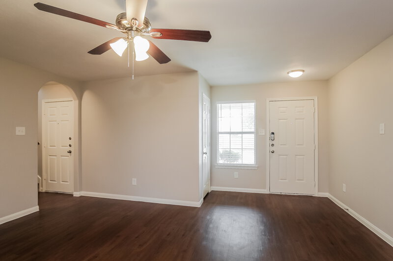 1,975/Mo, 3626 Maris Way Humble, TX 77338 Living Room View 2