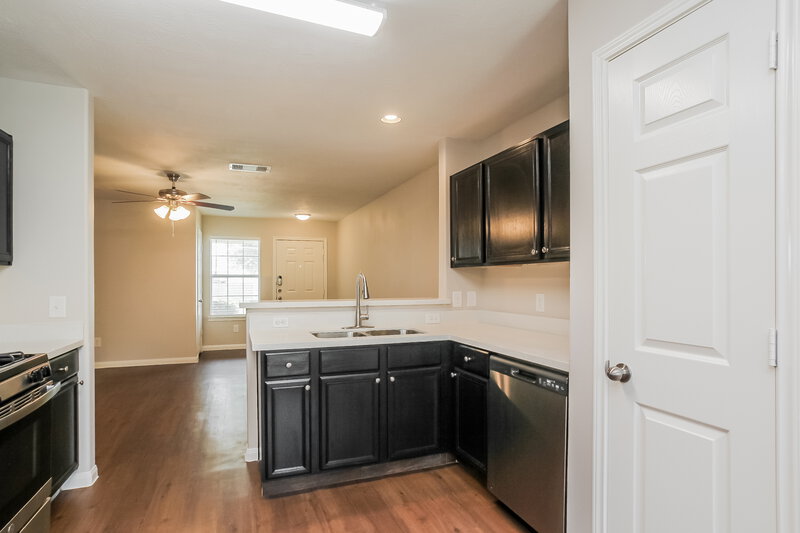1,975/Mo, 3626 Maris Way Humble, TX 77338 Kitchen View