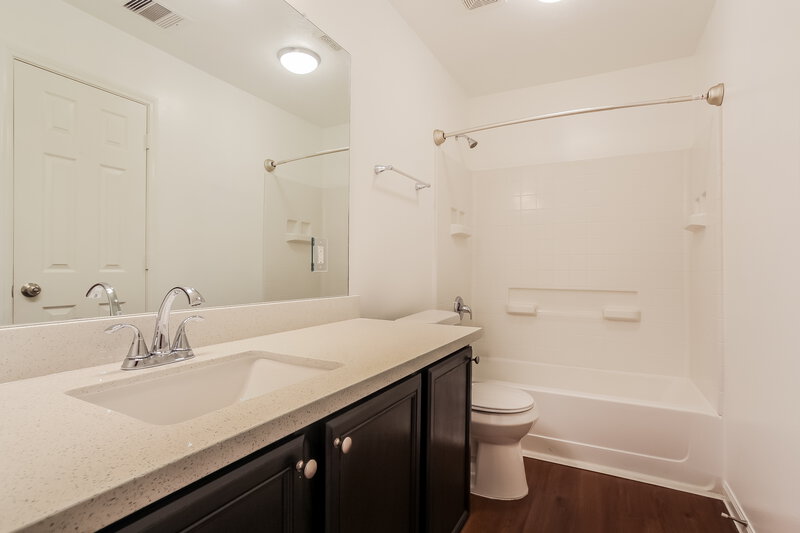 1,975/Mo, 3626 Maris Way Humble, TX 77338 Main Bathroom View
