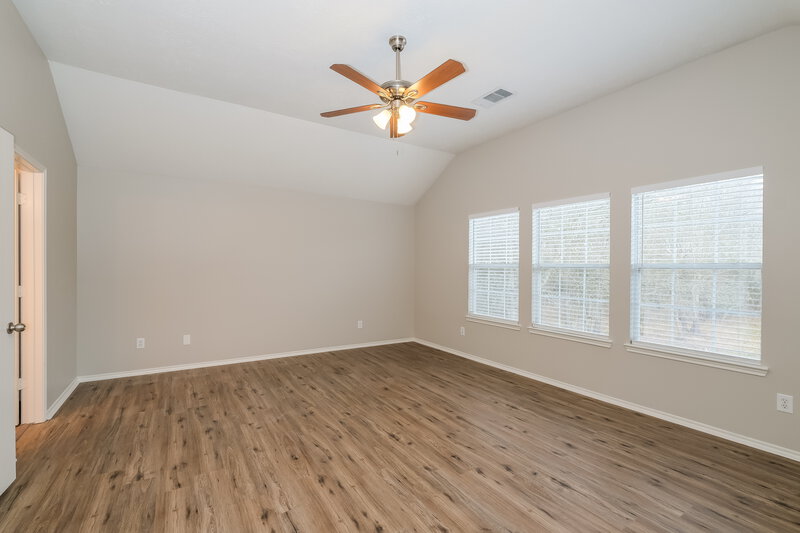 2,250/Mo, 7219 Cool Springs Ct Magnolia, TX 77354 Main Bedroom View