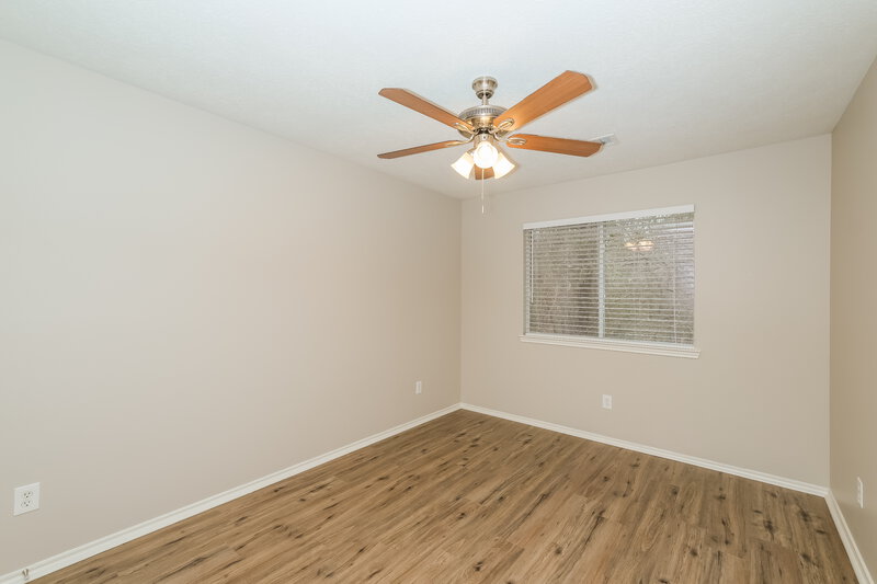 2,250/Mo, 7219 Cool Springs Ct Magnolia, TX 77354 Bedroom View