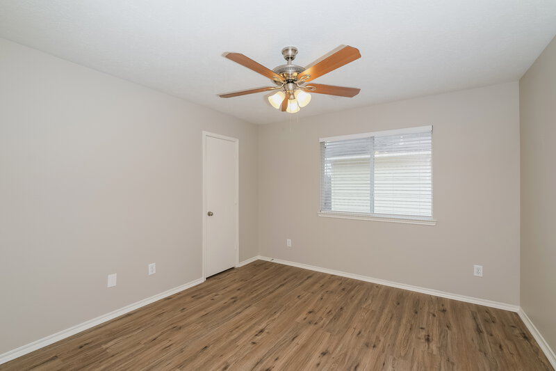 2,250/Mo, 7219 Cool Springs Ct Magnolia, TX 77354 Bedroom View 3