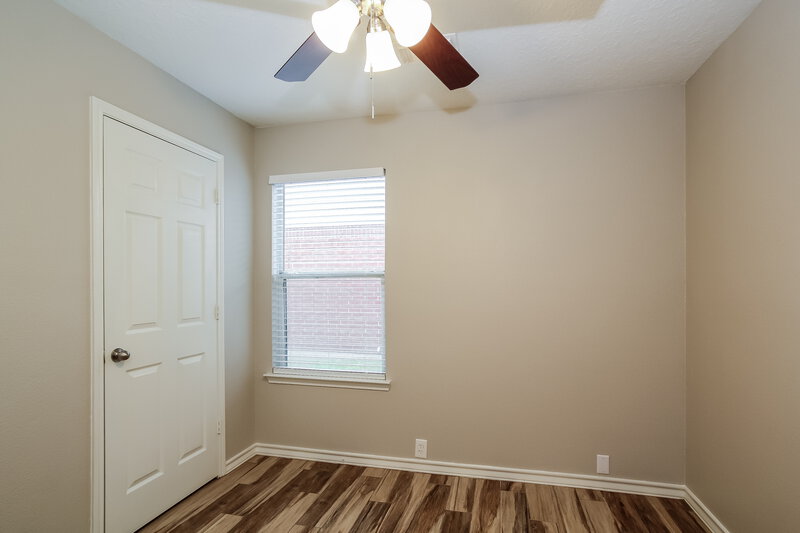 1,715/Mo, 18207 Trinity Knoll Way Humble, TX 77346 Bedroom View 3