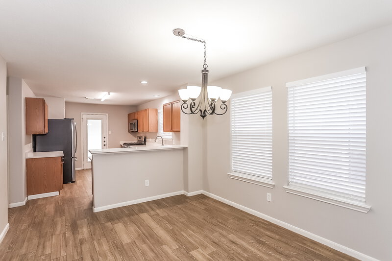 2,195/Mo, 10518 Southway Bend Ln Houston, TX 77034 Dining Room View 2