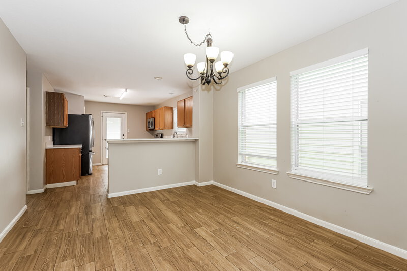 2,055/Mo, 10518 Southway Bend Ln Houston, TX 77034 Dining Room View