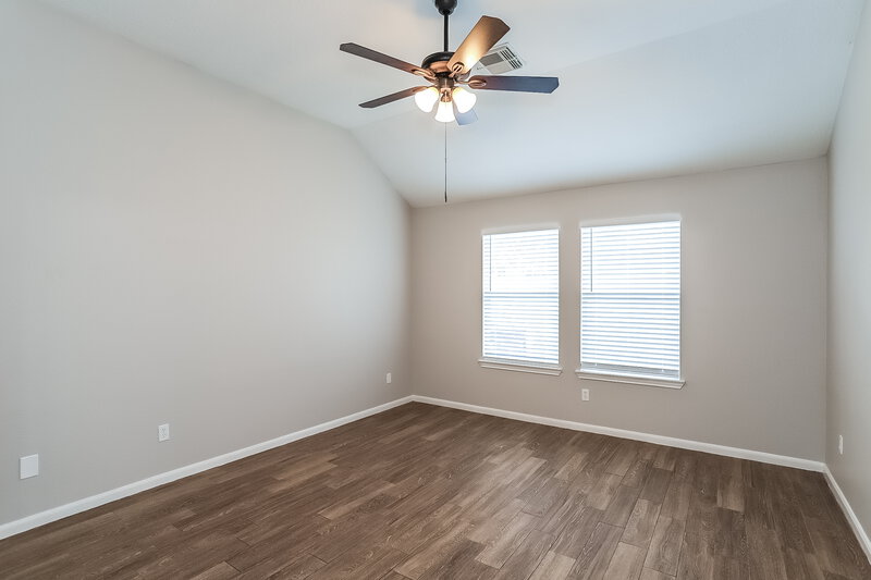 2,195/Mo, 10518 Southway Bend Ln Houston, TX 77034 Main Bedroom View 2