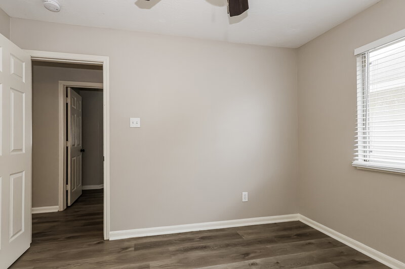 2,055/Mo, 10518 Southway Bend Ln Houston, TX 77034 Bedroom View