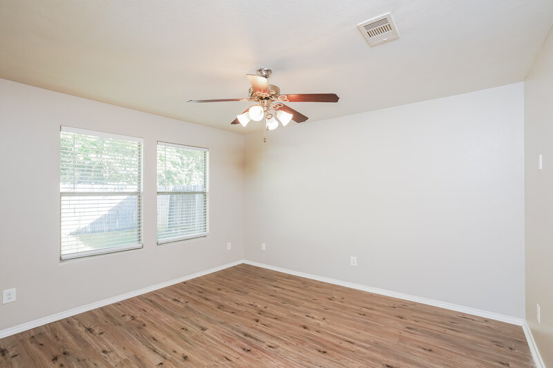 1,740/Mo, 9614 Brandon Rock Lane Houston, TX 77044 Main Bedroom View