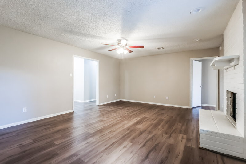 1,795/Mo, 2014 Sekola Ln Spring, TX 77386 Living Room View 2