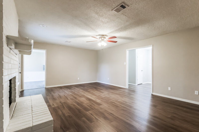 1,795/Mo, 2014 Sekola Ln Spring, TX 77386 Living Room View 3