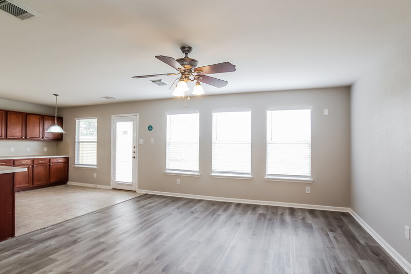 3,740/Mo, 6135 Springbrook Garden Ln Spring, TX 77379 Living Room View