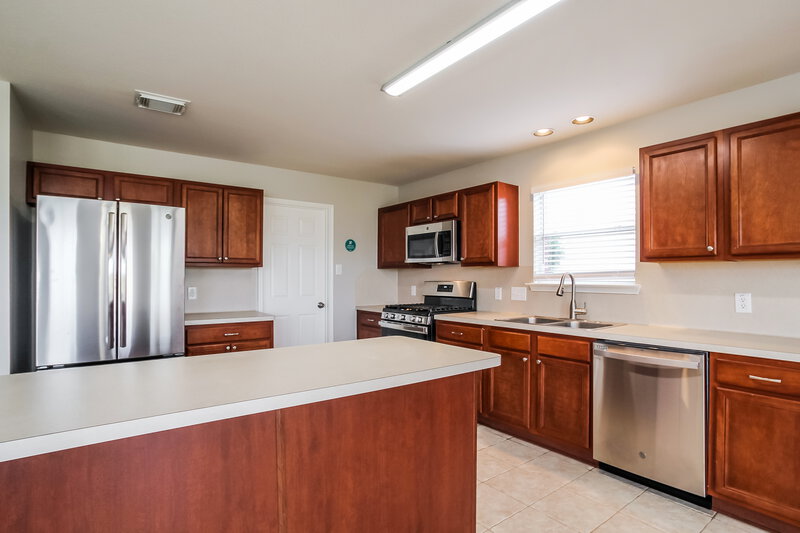 3,740/Mo, 6135 Springbrook Garden Ln Spring, TX 77379 Kitchen View 2