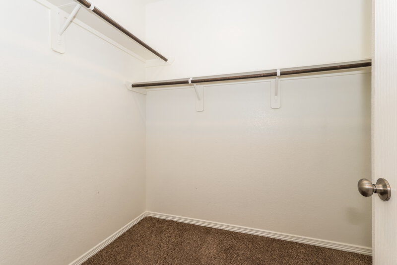 2,285/Mo, 25726 Northpark Palm Dr Porter, TX 77365 Walk In Closet View