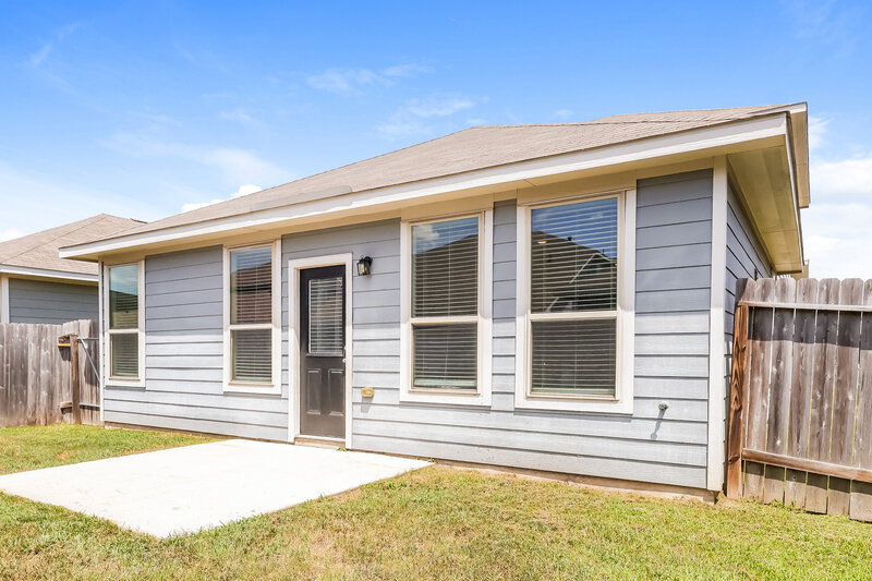 2,285/Mo, 25726 Northpark Palm Dr Porter, TX 77365 Rear View