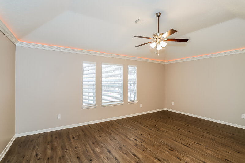 2,620/Mo, 4401 Plover Dr Seabrook, TX 77586 Main Bedroom View