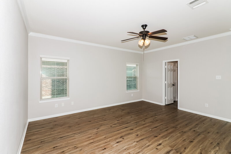 3,170/Mo, 9222 Chloe Dr Houston, TX 77044 Main Bedroom View