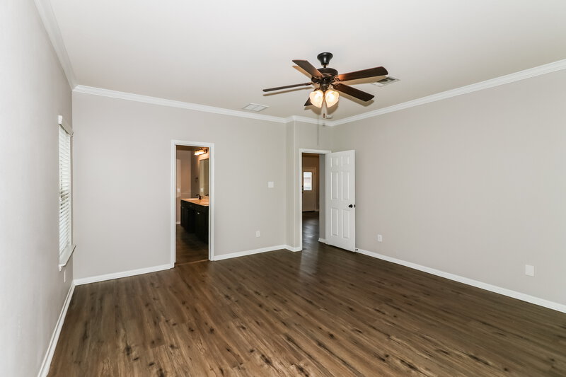 3,170/Mo, 9222 Chloe Dr Houston, TX 77044 Main Bedroom View 2