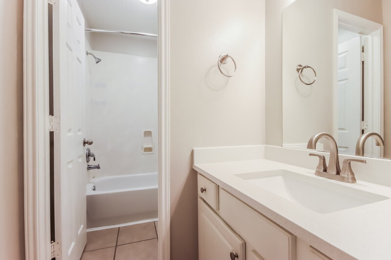1,945/Mo, 3227 Spring Ranch Ln Spring, TX 77388 Bathroom View