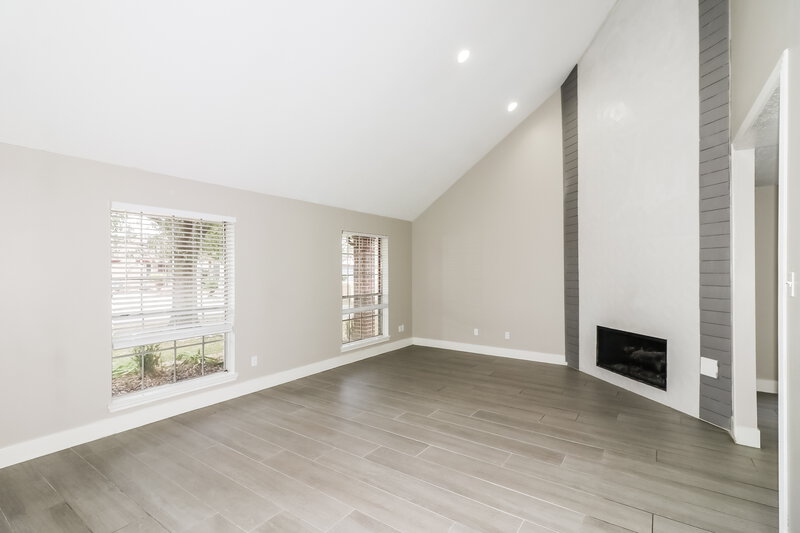 2,400/Mo, 6026 Egypt Dr Pasadena, TX 77505 Family Room View