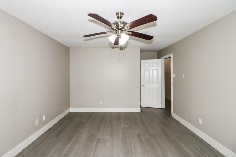 2,400/Mo, 6026 Egypt Dr Pasadena, TX 77505 Main Bedroom View 2
