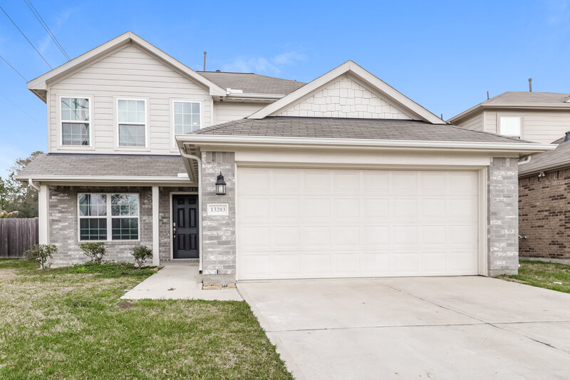 1,910/Mo, 13203 Alderfield Rd Houston, TX 77044 External View